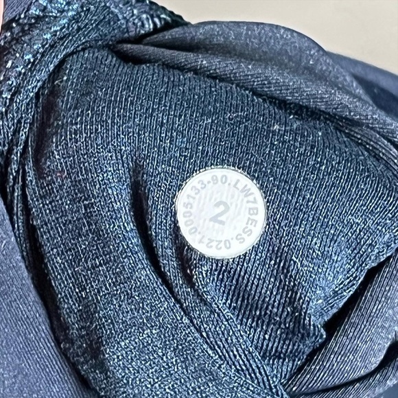 Lululemon Wunder Train High-Rise Short 6" - Picture 4 of 6